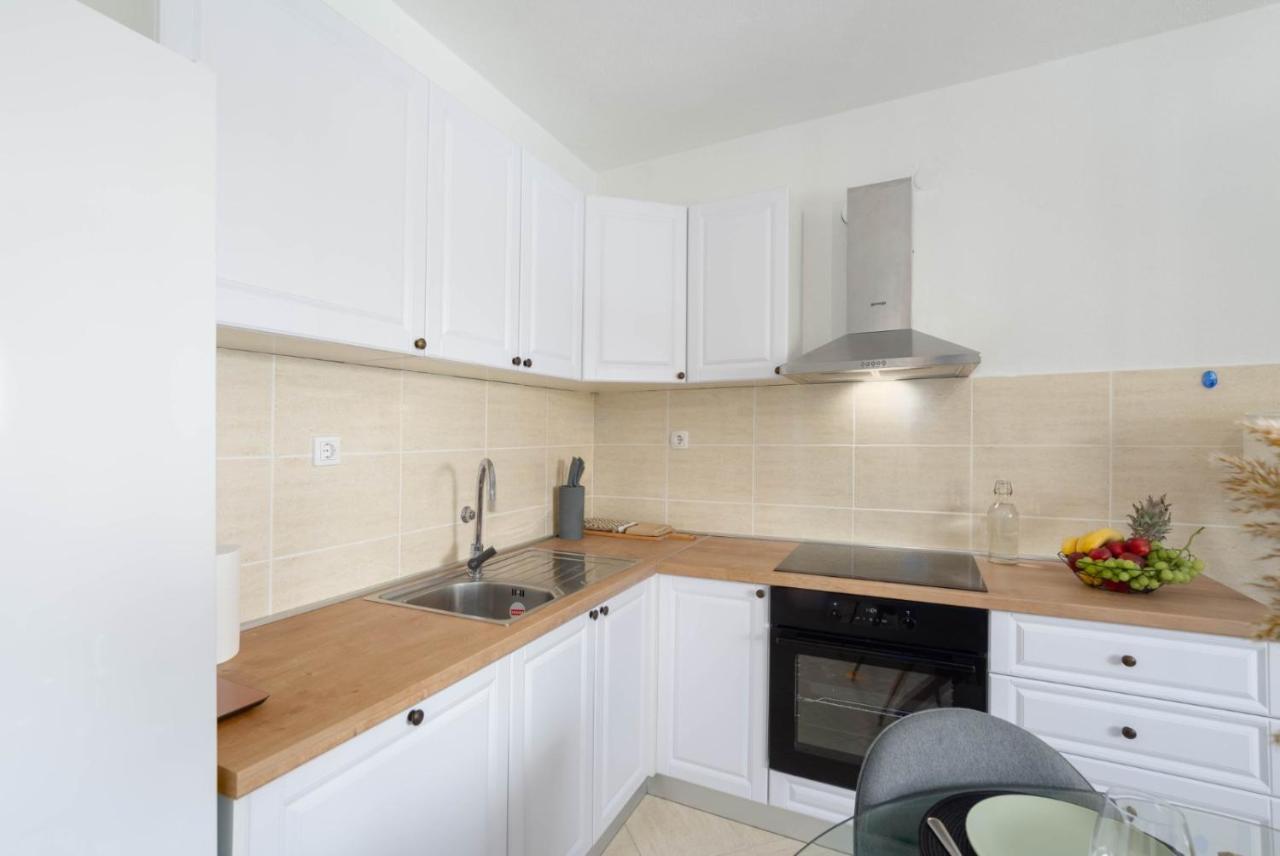 Apartman Bili Solin Eksteriør bilde