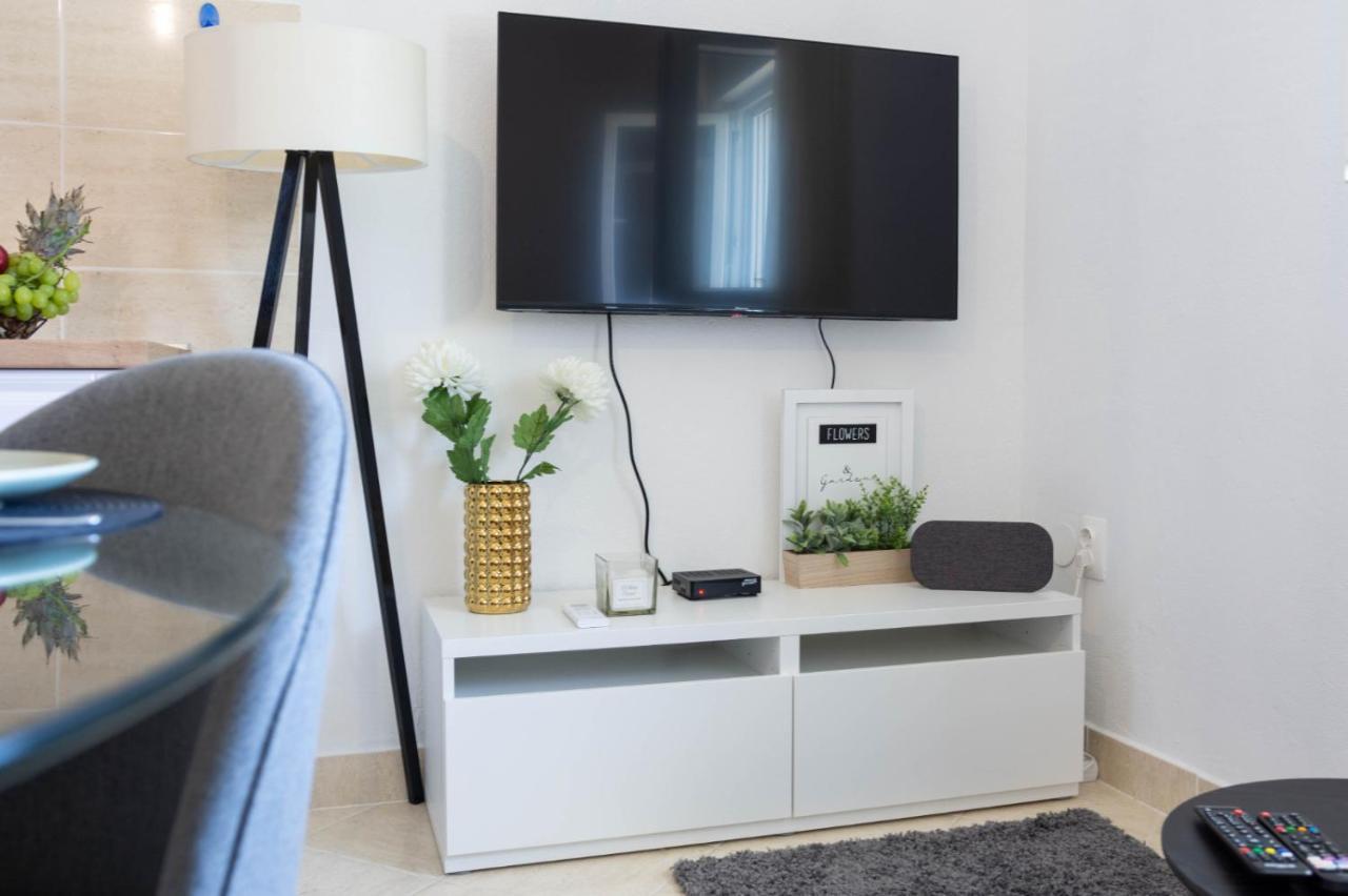 Apartman Bili Solin Eksteriør bilde