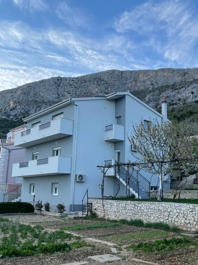 Apartman Bili Solin Eksteriør bilde